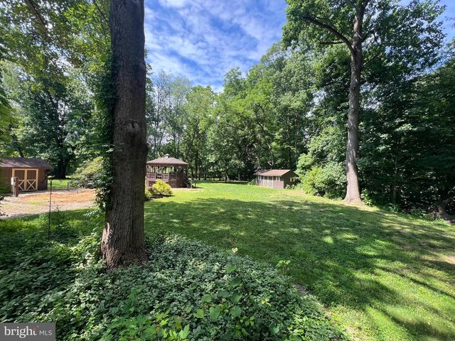 30 INDEPENDENCE CT, Swedesboro, NJ 08085