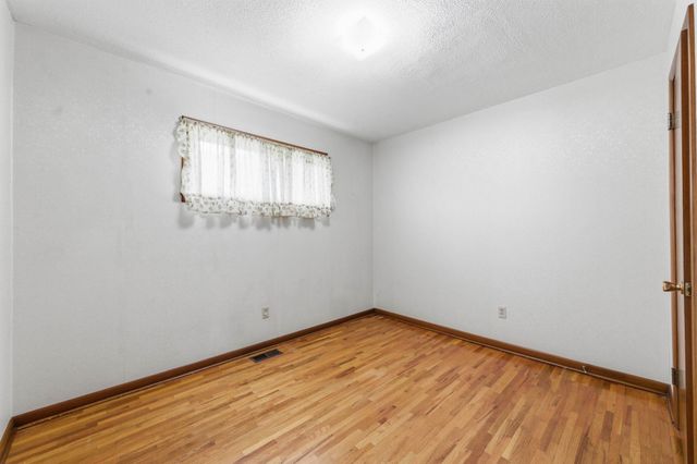 6101 S Ellis, Wichita, KS 67216