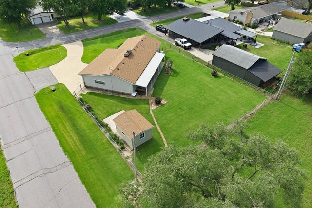 6101 S Ellis, Wichita, KS 67216
