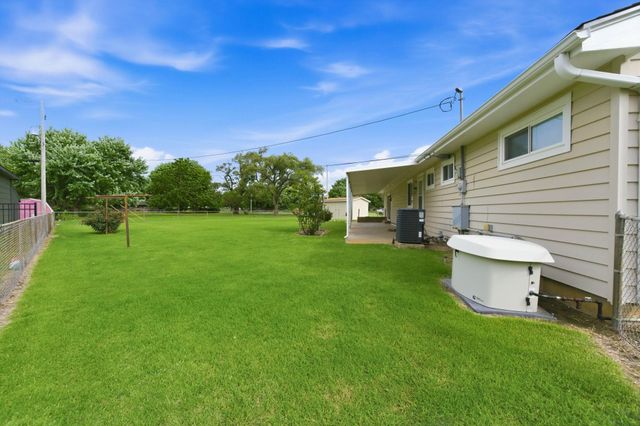 6101 S Ellis, Wichita, KS 67216