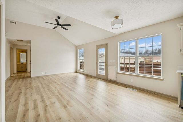 106 Mindy Dr, Portland, TN 37148