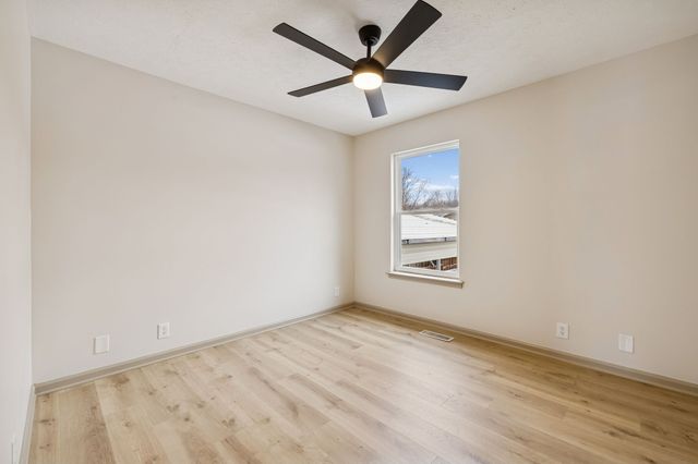 106 Mindy Dr, Portland, TN 37148