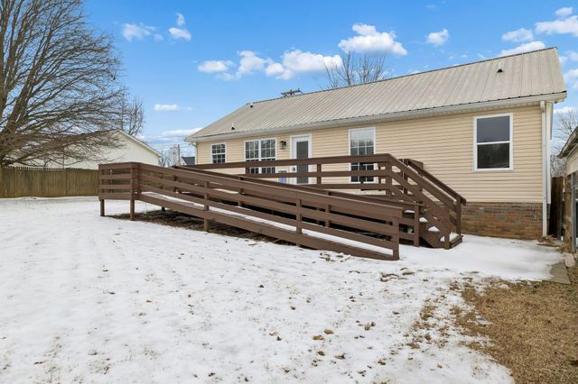 106 Mindy Dr, Portland, TN 37148