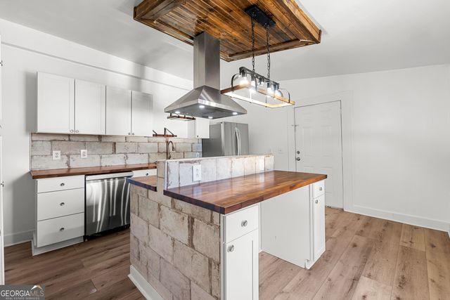 8211 Colquitt Street, Douglasville, GA 30134