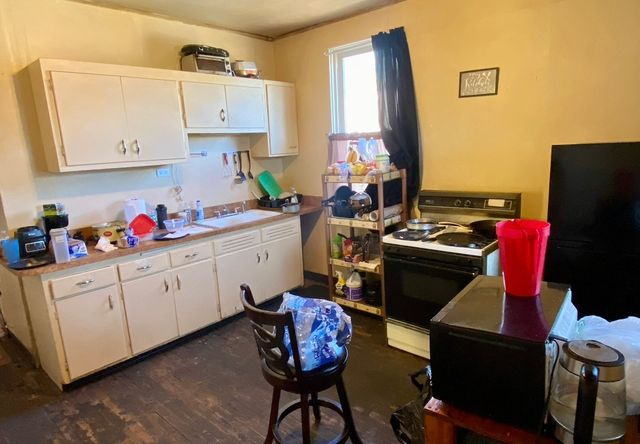 4943 W Monroe Street, Chicago, IL 60644
