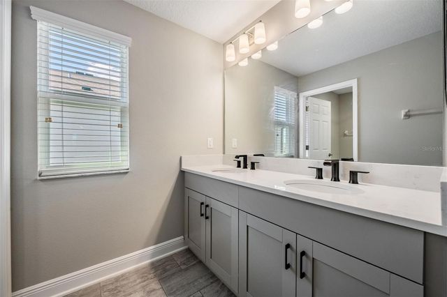 33115 SYCAMORE LEAF DRIVE, Wesley Chapel, FL 33545