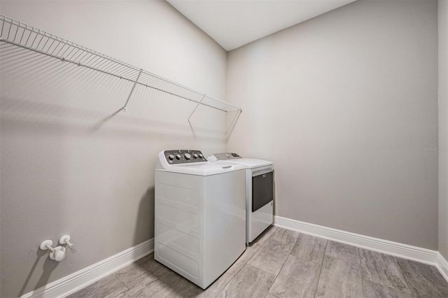 33115 SYCAMORE LEAF DRIVE, Wesley Chapel, FL 33545