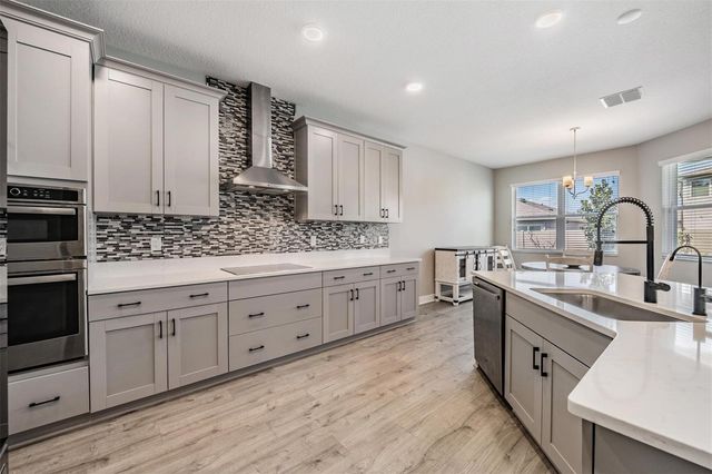 33115 SYCAMORE LEAF DRIVE, Wesley Chapel, FL 33545