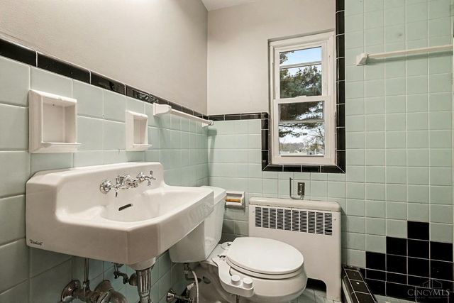 548 Anderson Ferry, Cincinnati, OH 45238