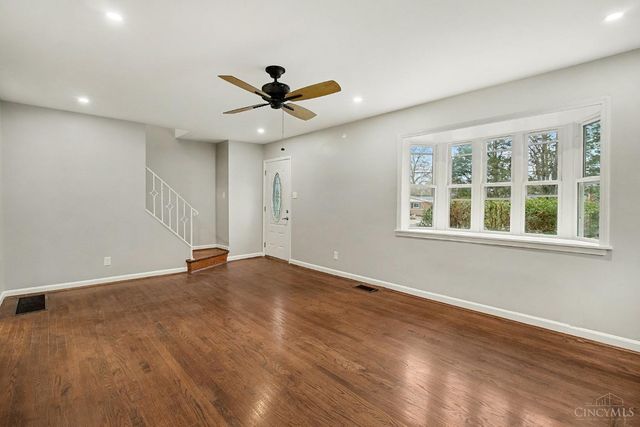 548 Anderson Ferry, Cincinnati, OH 45238