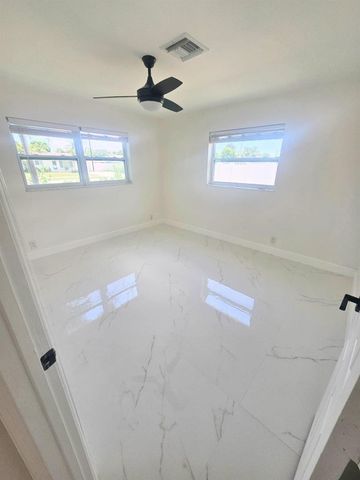 599 NW 12th Avenue, Boca Raton, FL 33486