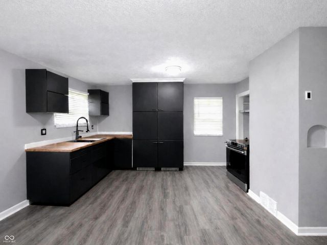1513 Dewey Street, Anderson, IN 46016