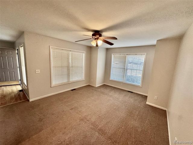 911 Old Hickory Lane, Orion Twp, MI 48362