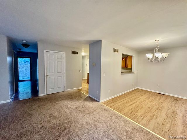 911 Old Hickory Lane, Orion Twp, MI 48362