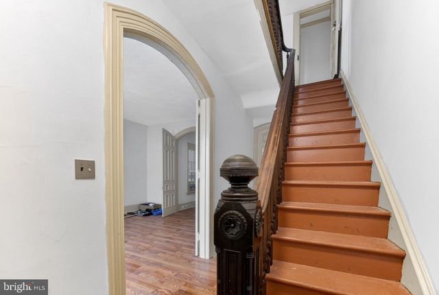 71 N CHARLOTTE ST, Pottstown, PA 19464