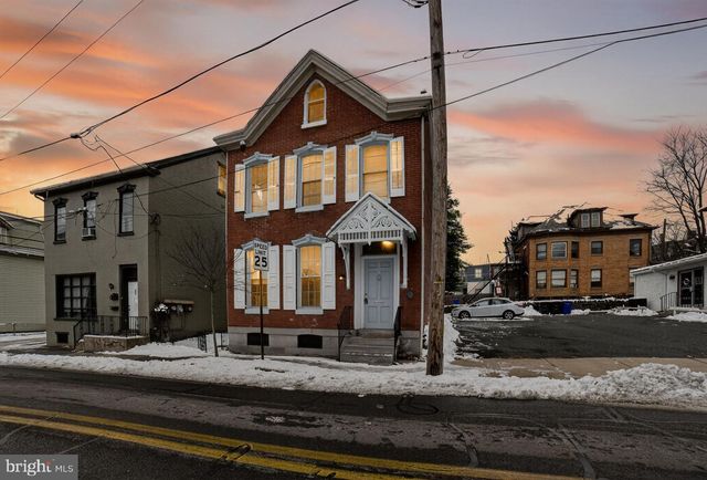 71 N CHARLOTTE ST, Pottstown, PA 19464