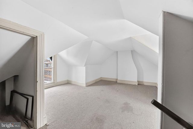 71 N CHARLOTTE ST, Pottstown, PA 19464