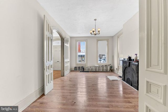 71 N CHARLOTTE ST, Pottstown, PA 19464