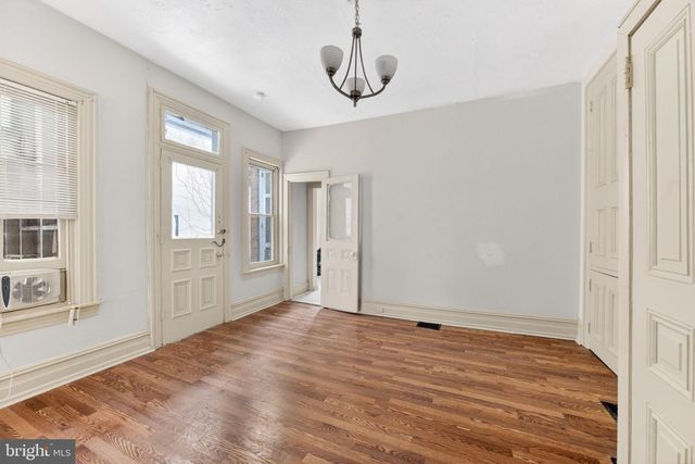 71 N CHARLOTTE ST, Pottstown, PA 19464