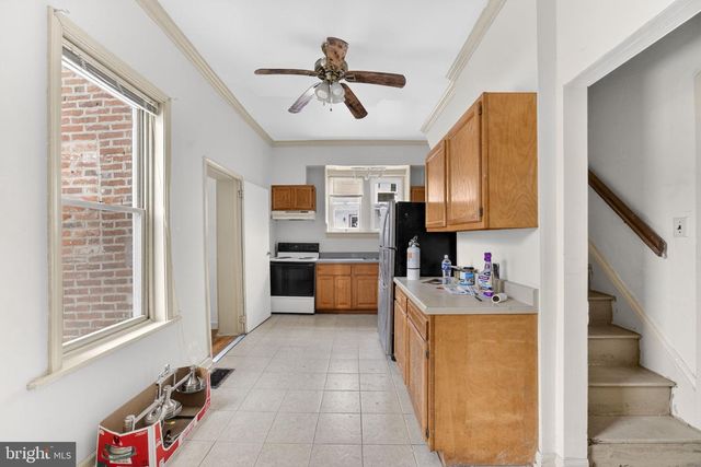 71 N CHARLOTTE ST, Pottstown, PA 19464