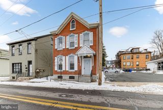 71 N CHARLOTTE ST, Pottstown, PA 19464