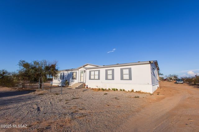 8965 S Silver Star Drive, Tucson, AZ 85735