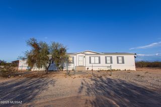 8965 S Silver Star Drive, Tucson, AZ 85735