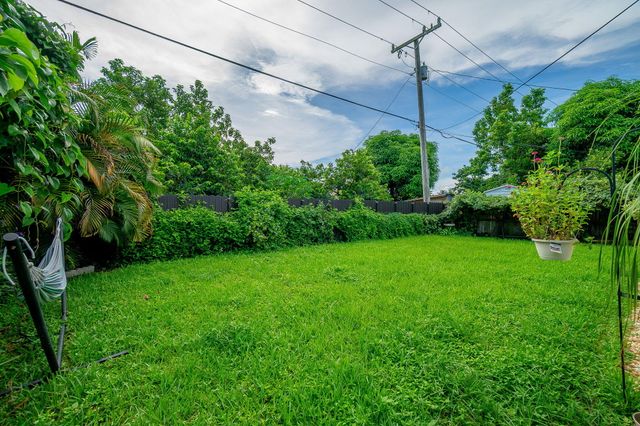 1318 CARDINAL Lane, Lantana, FL 33462