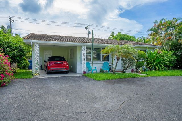 1318 CARDINAL Lane, Lantana, FL 33462