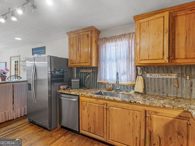 1018 Grandview Road, Mansfield, GA 30055