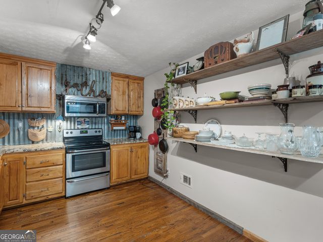 1018 Grandview Road, Mansfield, GA 30055