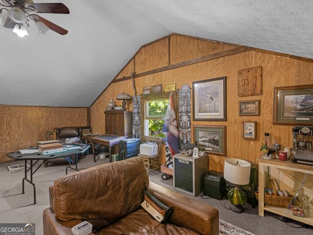 1018 Grandview Road, Mansfield, GA 30055