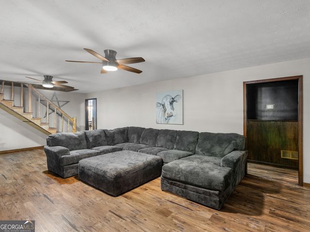 1018 Grandview Road, Mansfield, GA 30055