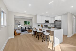 2805 NW 210th Ter, Miami Gardens, FL 33056