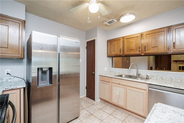 1101 Jefferson St, Alice, TX 78332