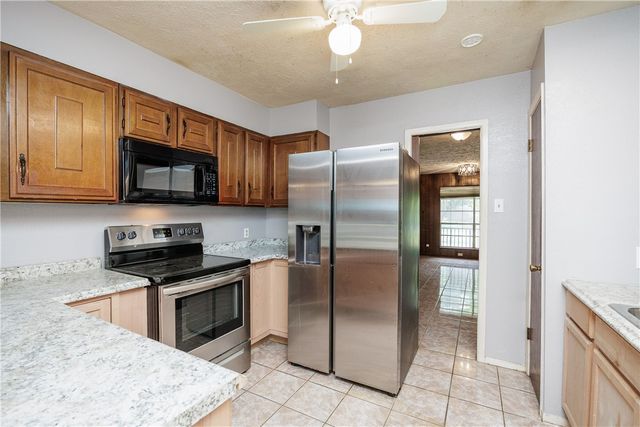 1101 Jefferson St, Alice, TX 78332