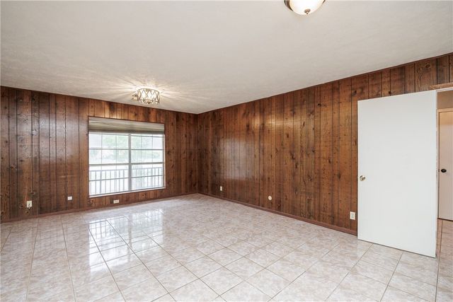 1101 Jefferson St, Alice, TX 78332