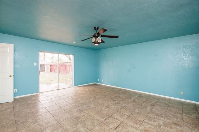 1101 Jefferson St, Alice, TX 78332