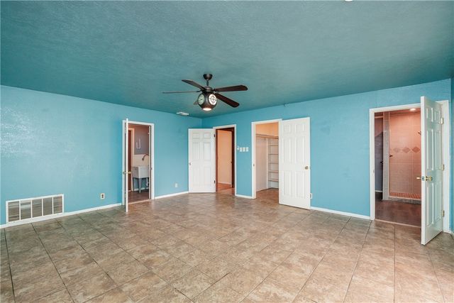 1101 Jefferson St, Alice, TX 78332