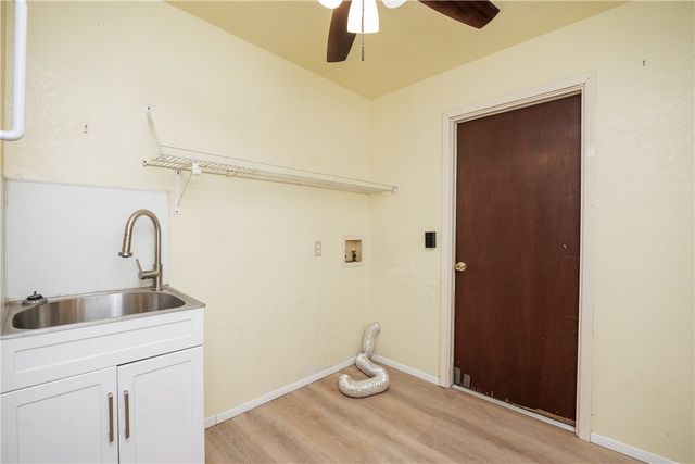 1101 Jefferson St, Alice, TX 78332
