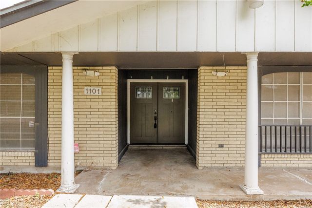 1101 Jefferson St, Alice, TX 78332