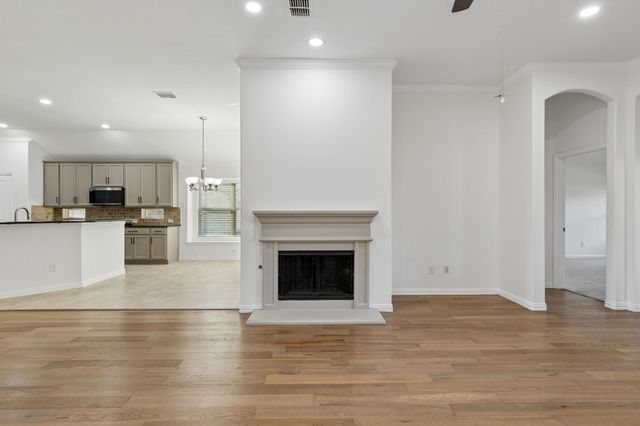 813 Park Place Lane, Mckinney, TX 75071