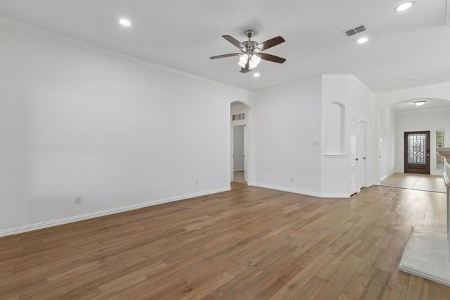 813 Park Place Lane, Mckinney, TX 75071
