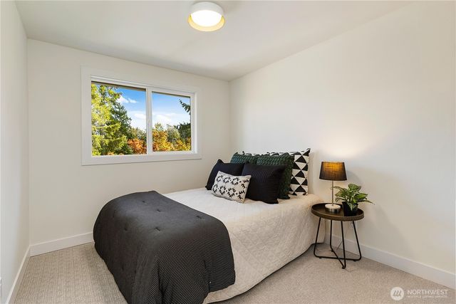 12907 87th Avenue NE, Kirkland, WA 98034