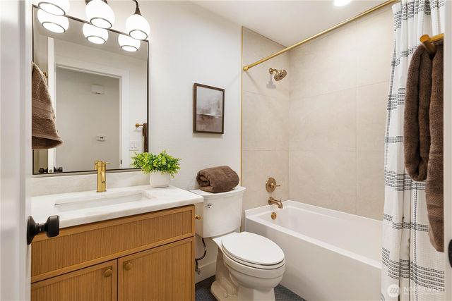 12907 87th Avenue NE, Kirkland, WA 98034