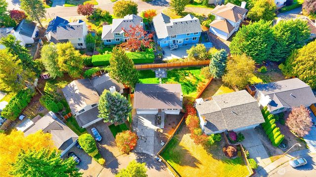 12907 87th Avenue NE, Kirkland, WA 98034