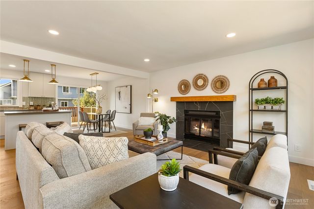 12907 87th Avenue NE, Kirkland, WA 98034