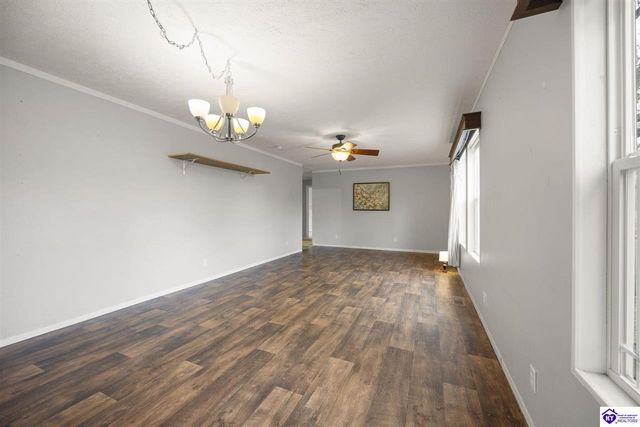 2646 Fort Avenue, Vine Grove, KY 40175