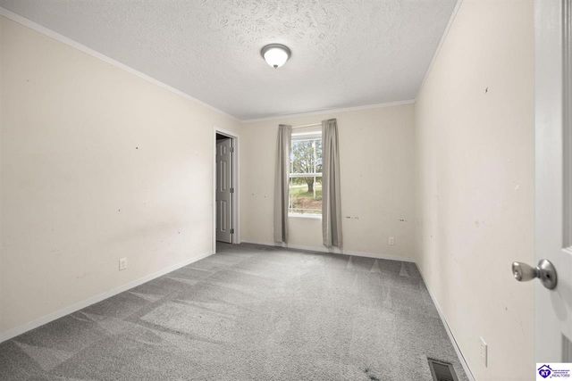 2646 Fort Avenue, Vine Grove, KY 40175