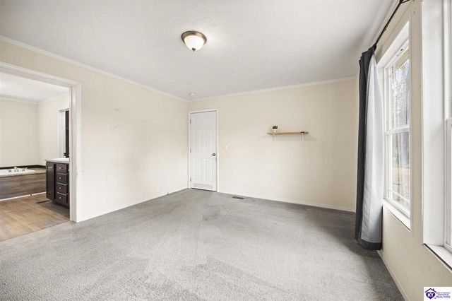 2646 Fort Avenue, Vine Grove, KY 40175